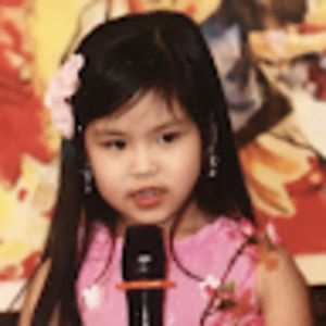 Meet your Posher, Olivia